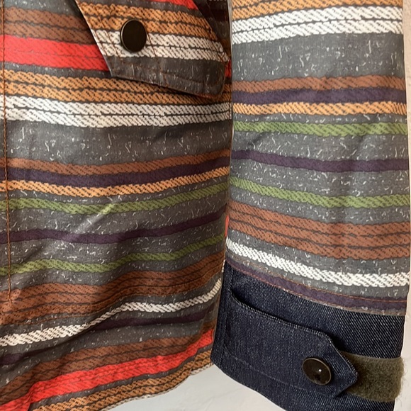 Burton DryRide Snowboarding Skiing Jacket EUC - Picture 2 of 13